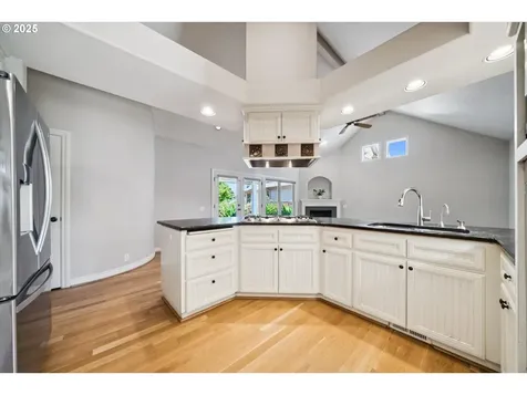 2787 Hazelnut Drive Woodburn OR 97071
