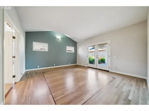 2787 Hazelnut Drive Woodburn OR 97071