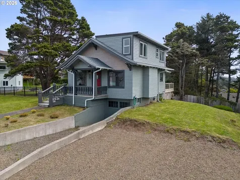 1610 NE 13th Street Lincoln City OR 97367