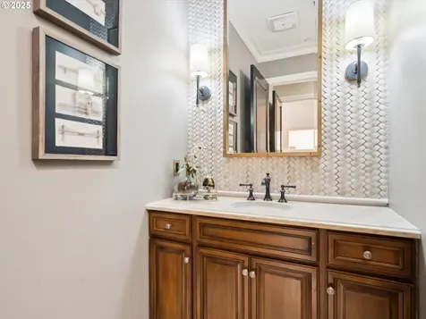3328 SW Barbur Boulevard Portland OR 97239