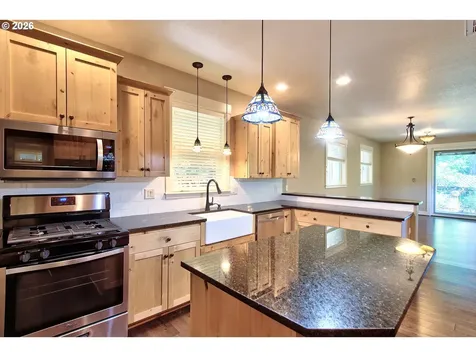 957 SW Fellows Street Mcminnville OR 97128