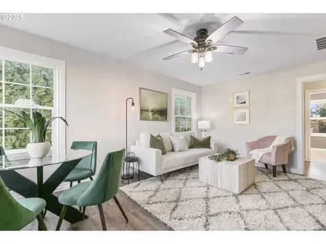 265 S 10th Avenue Cornelius OR 97113