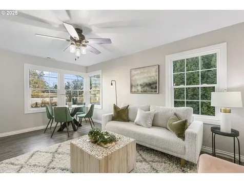 265 S 10th Avenue Cornelius OR 97113