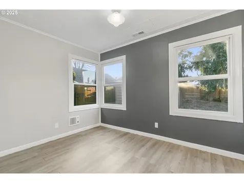 265 S 10th Avenue Cornelius OR 97113
