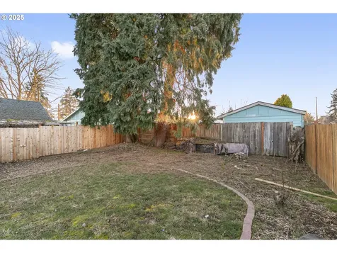 265 S 10th Avenue Cornelius OR 97113
