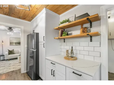 265 S 10th Avenue Cornelius OR 97113