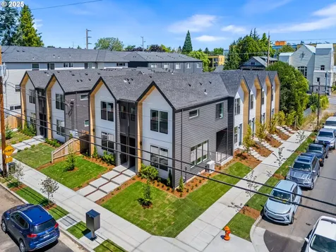 251 N Skidmore Street Portland OR 97217