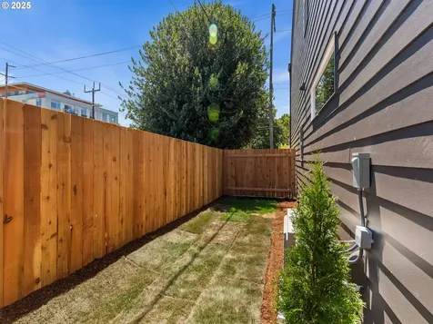 251 N Skidmore Street Portland OR 97217