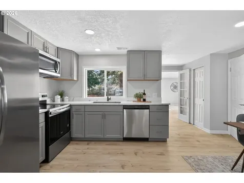 3059 SE 116th Avenue Portland OR 97266