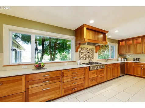 13925 S Carus Road Oregon City OR 97045