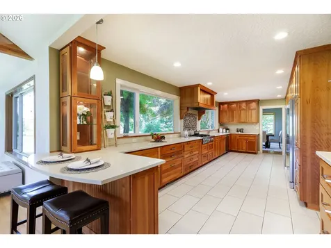 13925 S Carus Road Oregon City OR 97045