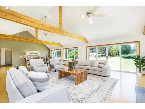 13925 S Carus Road Oregon City OR 97045