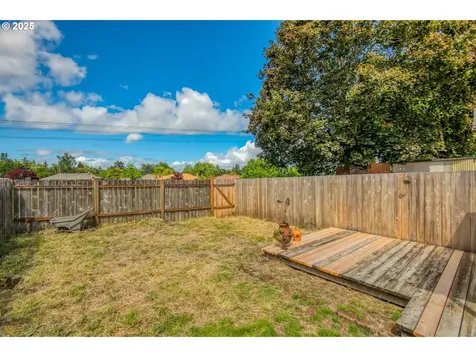 2251 SW Trachsel Drive Beaverton OR 97003
