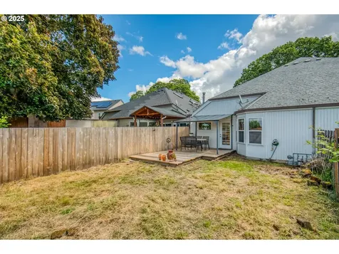 2251 SW Trachsel Drive Beaverton OR 97003