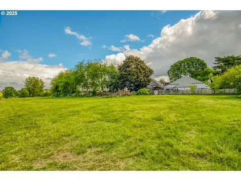2251 SW Trachsel Drive Beaverton OR 97003