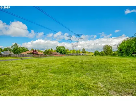 2251 SW Trachsel Drive Beaverton OR 97003