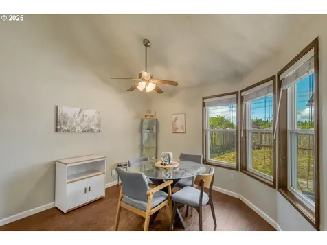 2251 SW Trachsel Drive Beaverton OR 97003