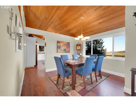 85532 Appletree Drive Eugene OR 97405