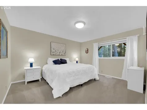 85532 Appletree Drive Eugene OR 97405