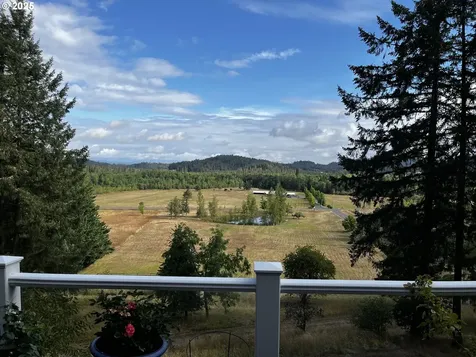 85532 Appletree Drive Eugene OR 97405