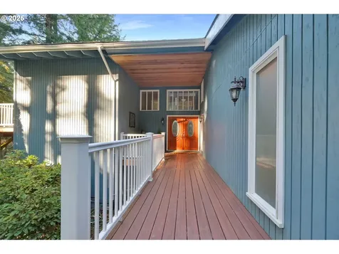 85532 Appletree Drive Eugene OR 97405
