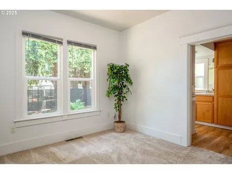 354 NE Jackson Street Hillsboro OR 97124