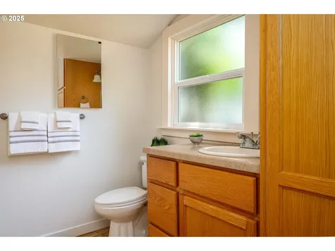 354 NE Jackson Street Hillsboro OR 97124