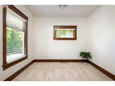 354 NE Jackson Street Hillsboro OR 97124
