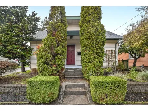 7701 N Hodge Avenue Portland OR 97203