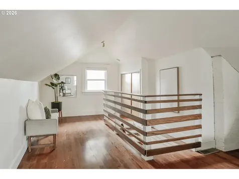 7701 N Hodge Avenue Portland OR 97203