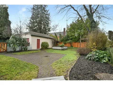 7701 N Hodge Avenue Portland OR 97203