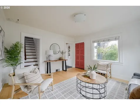 7701 N Hodge Avenue Portland OR 97203