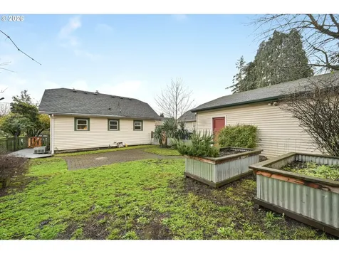 7701 N Hodge Avenue Portland OR 97203