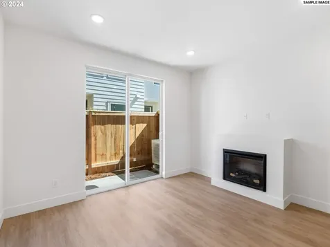 6677 N Fessenden Street Portland OR 97203