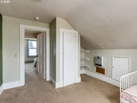 486 S Knott Street Canby OR 97013