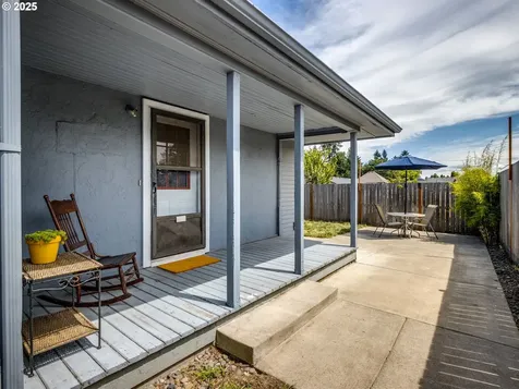 486 S Knott Street Canby OR 97013