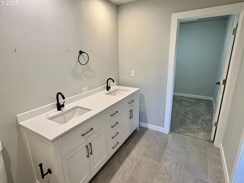2443 26th Avenue Forest Grove OR 97116