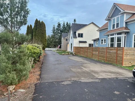 2443 26th Avenue Forest Grove OR 97116
