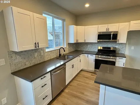 2443 26th Avenue Forest Grove OR 97116