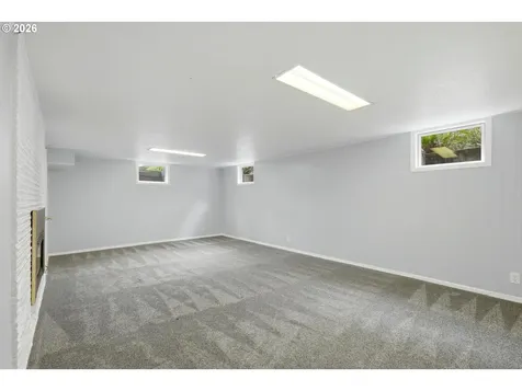 10055 SW Inez Street Portland OR 97224
