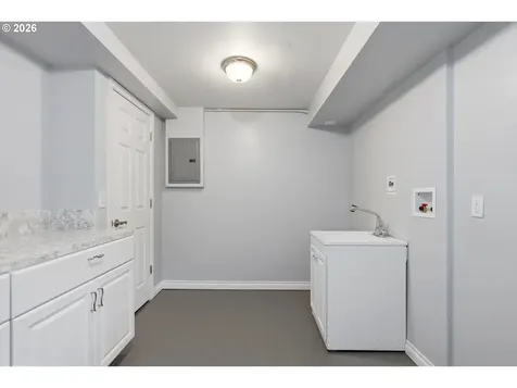 10055 SW Inez Street Portland OR 97224