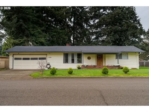 1095 N Manzanita Street Canby OR 97013