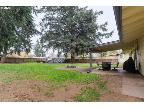 1095 N Manzanita Street Canby OR 97013