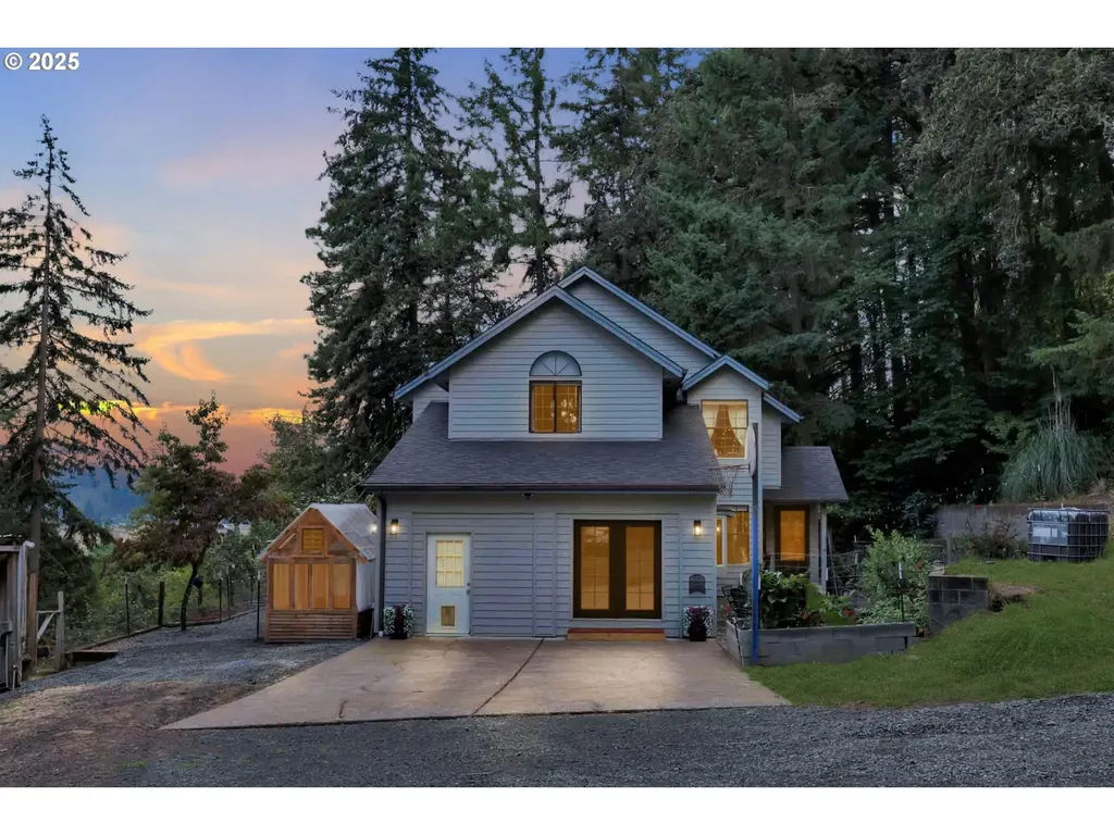 33370 Idyllwild Road Creswell OR 97426