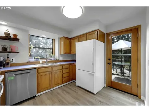 33370 Idyllwild Road Creswell OR 97426