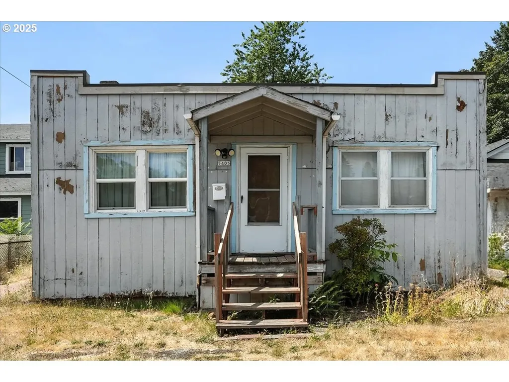 5405 SE 97th Avenue Portland OR 97266