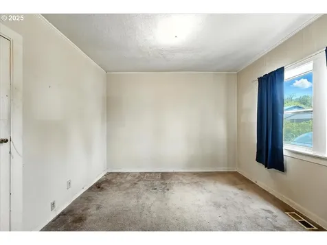 5405 SE 97th Avenue Portland OR 97266