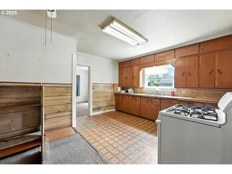 5405 SE 97th Avenue Portland OR 97266