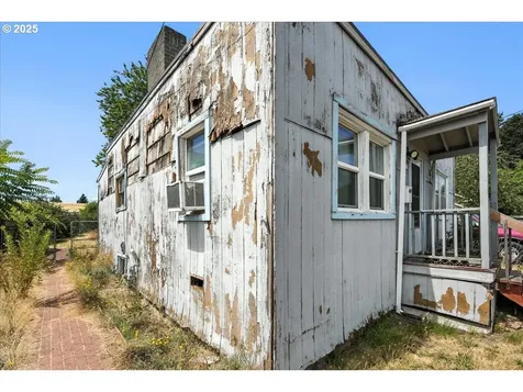 5405 SE 97th Avenue Portland OR 97266