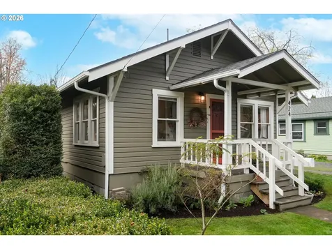 424 S 3rd Street Silverton OR 97381